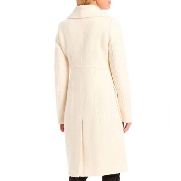 Guess Cream Colored Boucle Wool Double-Breasted Long Coat Faux Fur Shawl Collar - Picture 5 of 12